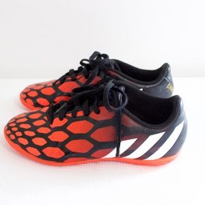 boys track shoes